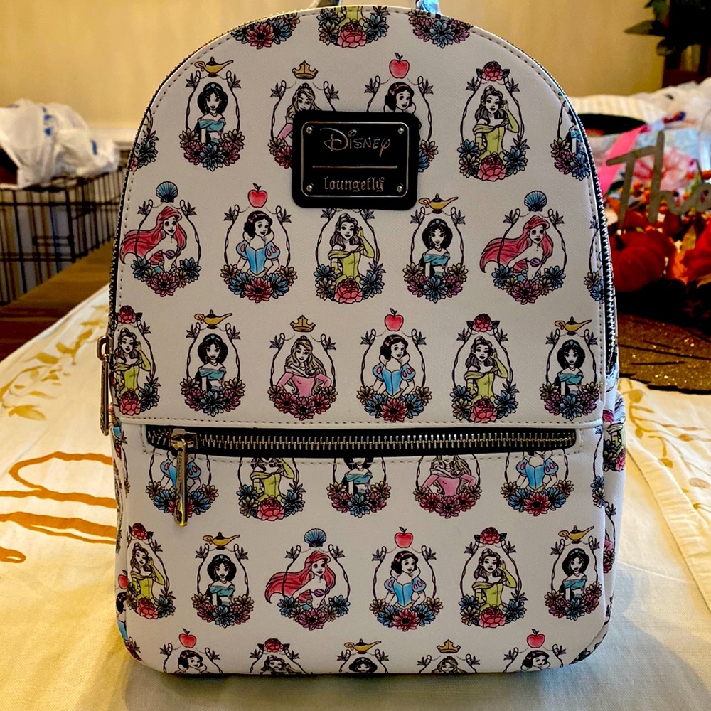 Loungefly  princess bag